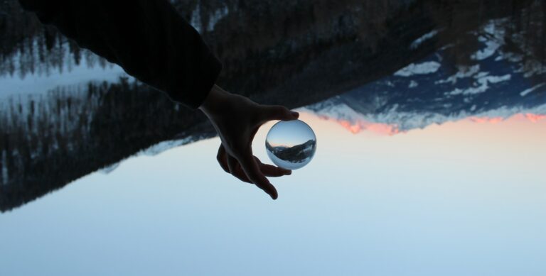 Dylemat: którą opcję wybrać? Czyli o tym jak coaching kognitywny pomaga w podejmowaniu  decyzji i dokonywaniu wyborów