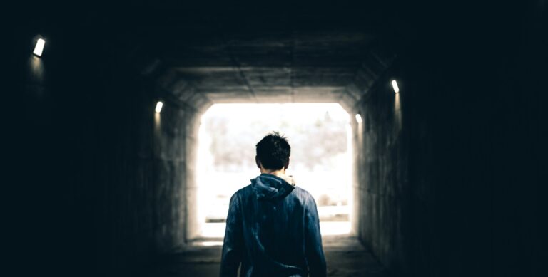 Co zrobić, gdy nie widzisz wyjścia? Skuteczne sposoby na znalezienie rozwiązania